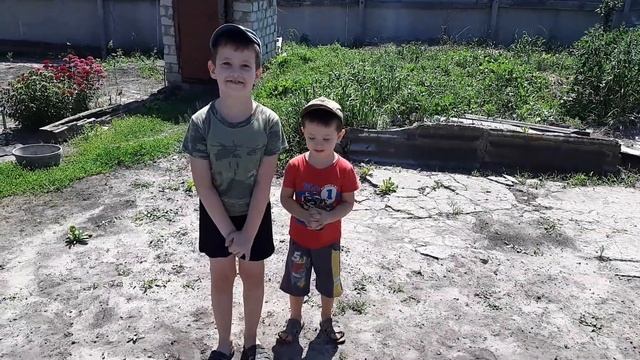 Как заклеить лодку,бассейн,болотники?Жидкий ПВХ номер один в этом деле.Клеим бассейн. смотреть онлайн