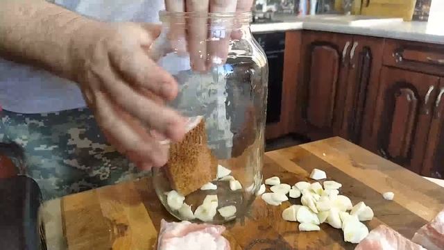 Сало в банке. Самое вкусное сало.ENG SUB смотреть онлайн