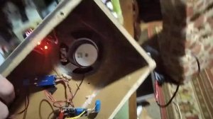 Моя версия bluetooth колонки с пиковым индикатором звука.