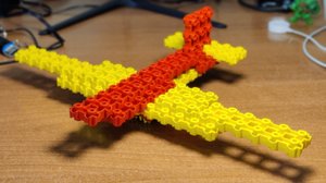 Большой самолет из конструктора "Фанкластик"