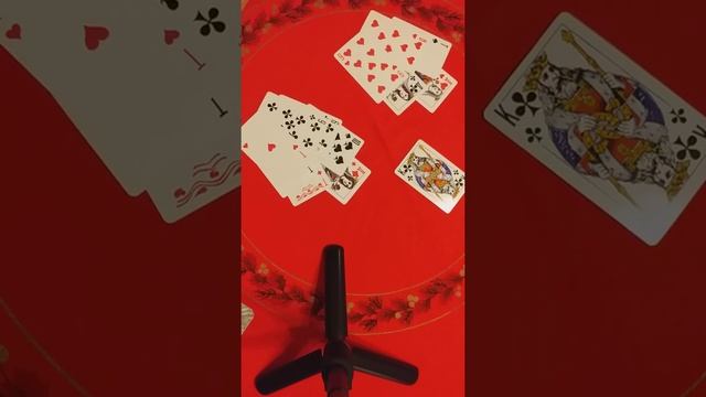 Любовный треугольник.Крестовый Король+ Червовая + Бубновая Дамы.Гадание на картах.Онлайн гадание.