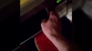 Как разморозить мучные изделия в микроволновке не высушив их.