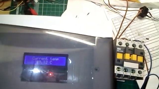 Контроллер для 3х фазного котла. Можно выставлять температуру и гестерезис