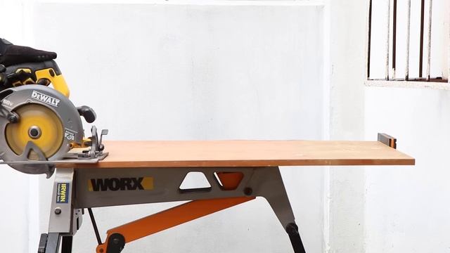 Sera Que a DeWALT FLEXVOLT e Isso Tudo Mesmo  - Serra Circular a Bateria 60V DCS574 DeWALT смотреть онлайн