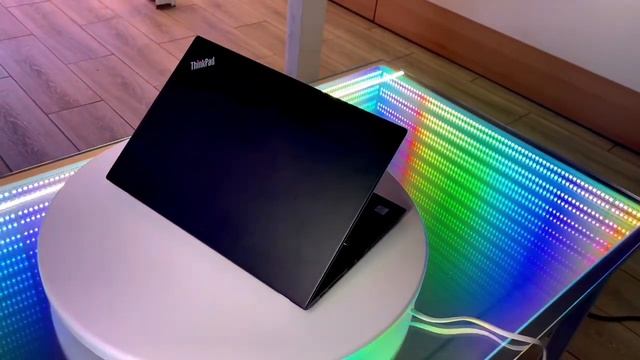 Демонстрация Lenovo X280 смотреть онлайн