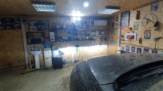 Jeep Grand Cherokee. BI-LED в два этажа: фары Aozoom A4+ взамен штатного ксенона, птф билинзы FOG. смотреть онлайн