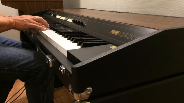 Some sounds from a fantastic piano :Yamaha CP35 смотреть онлайн