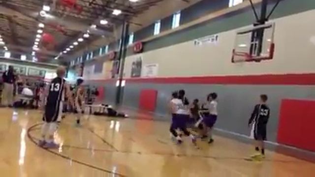 Robinson-Renner B Team смотреть онлайн