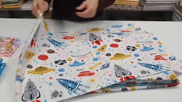 38173818 КПБ Alien/Alien (компаньон) с натяжной простыней смотреть онлайн