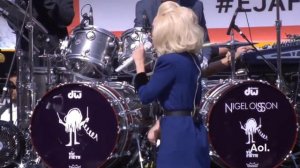 Lady Gaga & Elton John - Don't Let The Sun Go Down On Me