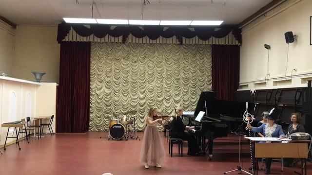 207358 Костюкова Анна, Новосибирск. Ирина Иордан "Волчок". смотреть онлайн