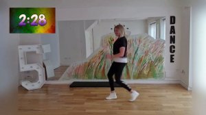 5 Min Samba DANCE FITNESS Workout for Beginners