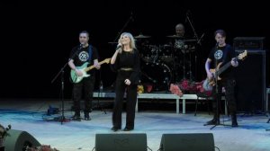 В Самаре выступили Вика Цыганова и группа "Северный ветер"