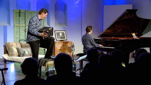 Adios Nonino- Astor Piazzolla смотреть онлайн