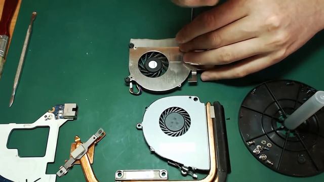 Как правильно почистить систему охлаждения ноутбука смотреть онлайн