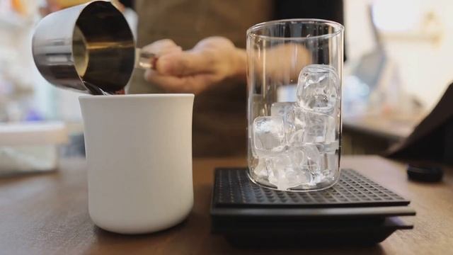 sub) 결국 사고쳤습니다?? | cafe vlog | 카페 브이로그 | cafe vlog korea | asmr | 디저트 카페 | 음료 제조