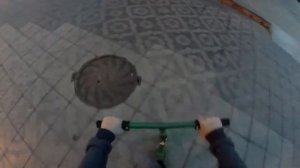 Супер трюки на трюковом самокате !