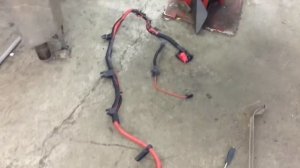 BMW X6 E71 расплавился плюсовой провод.