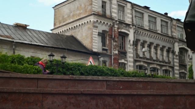 В Е С Н А. гуляю по Ивановской горке (Москва) смотреть онлайн