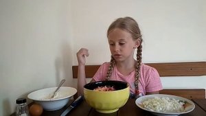 Драники из свеклы и картофеля