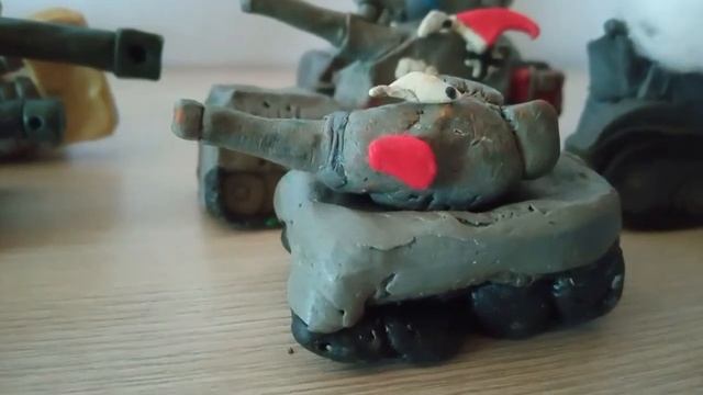 Новогодняя Сказка Дед Мороз и танки. Мультики про Танки из пластилина смотреть онлайн