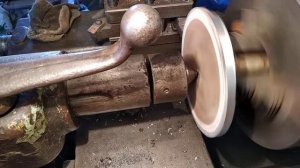 Обработка листового металла на токарном станке. Точу блин.