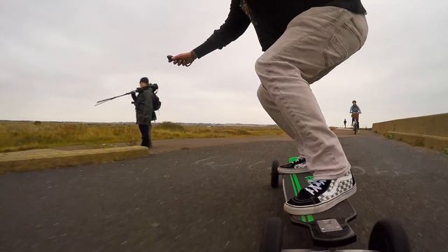 Evolve Electric Skateboards - The Viking Trail! смотреть онлайн