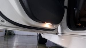 Детейлинг мойка BMW X6: Химчистка кузова и восковое покрытие для защиты!