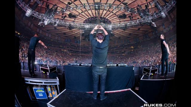 Axwell & Sebastian Ingrosso - We come, We rave, We love (Original Mix) смотреть онлайн