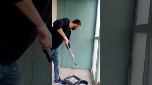 как правильно грунтовать стены.