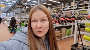 ПРАЗДНИК У СОФИИ 3 млн подписчиков. Ставим елку. НИКА ЛАЙФ