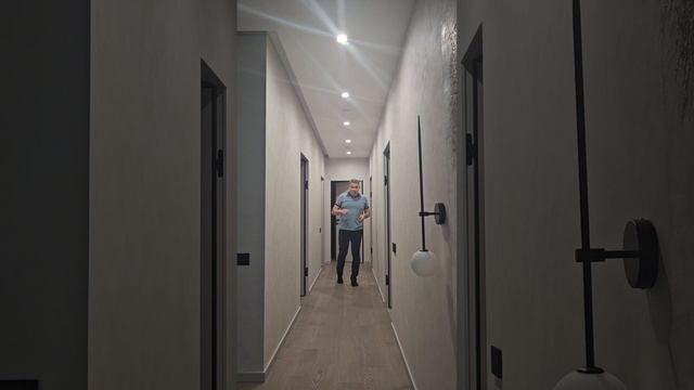 Управление освещением коридора в умном доме AlphaSE