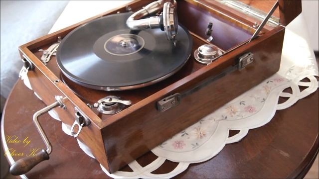 WRÓĆ DO MNIE ZNÓW TANGO- ADAM ASTON 1931! смотреть онлайн