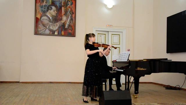 Тетеля Владислава 11 лет, 6 класс МБУДО "ДШИ №1 г. Ельца", К. Глюк "Мелодия", А. Яньшинов "Прялка". смотреть онлайн