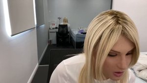 Q&A time with female mask!