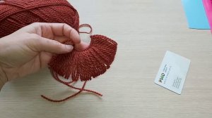 Полезности Трессы для кукол из пряжи