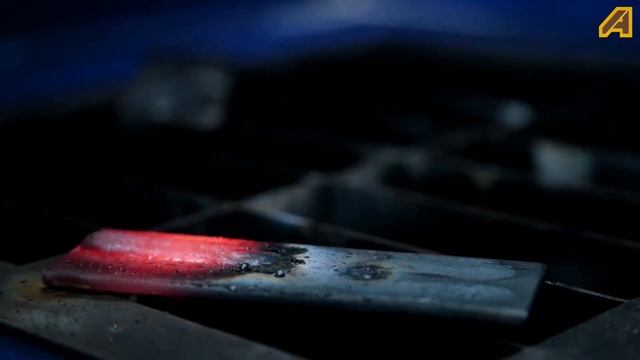 Как зажечь электрод. Свариваем  горизонтальный шов и арматуру смотреть онлайн