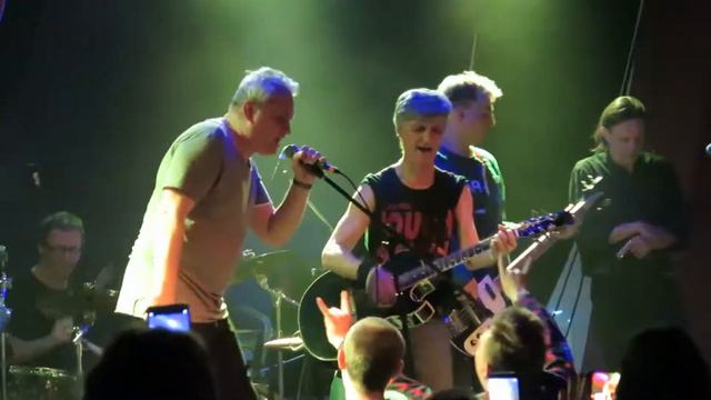 Разные Люди и Дмитрий Судзиловский-Ворон смотреть онлайн