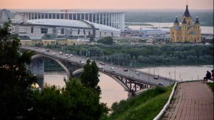 Новый Ледовый Дворец на Стрелке. Вид с аллеи дружбы на набережной Федоровского. Н.Новгород.