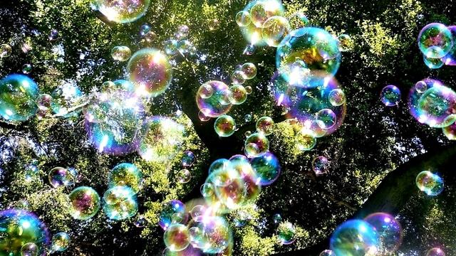 Как сделать мыльные пузыри? С глицерином и без него