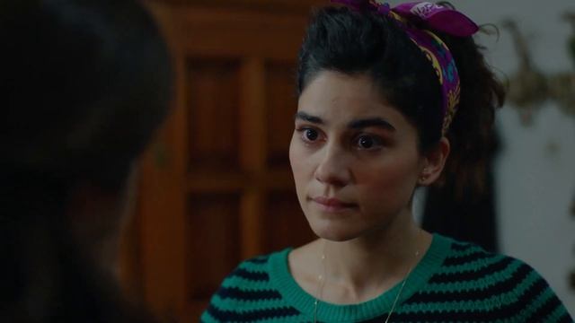 Решающий вопрос к Дениз - турецкий сериал Любит не любит 49 Серия смотреть онлайн