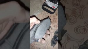 самостоятельная замена тормозных колодок на Nissan bluebird ylphy 2001