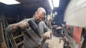 Ремонт колуна на пластиковом топорище