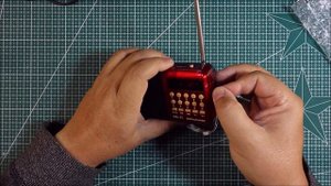 Портативный цифровой радиоприемник KK-11 c аккумулятором 18650 и МП3