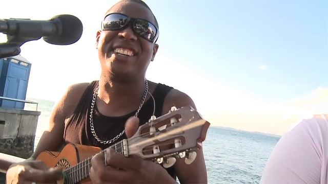 Samba de Viola | Sangue Brasileiro | Playing For Change | Live Outside смотреть онлайн