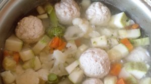 Рецепт супа с фрикадельками и овощами