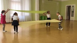 Танец с тканью Средняя группа Детский сад