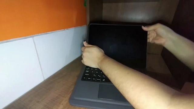 Unboxing Smart Keyboard para iPad Air 4 смотреть онлайн