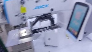 PATRONERA JACK JK-T1906GS-D CON EQUIPO PARA PEGADO DE LOGOTIPOS.