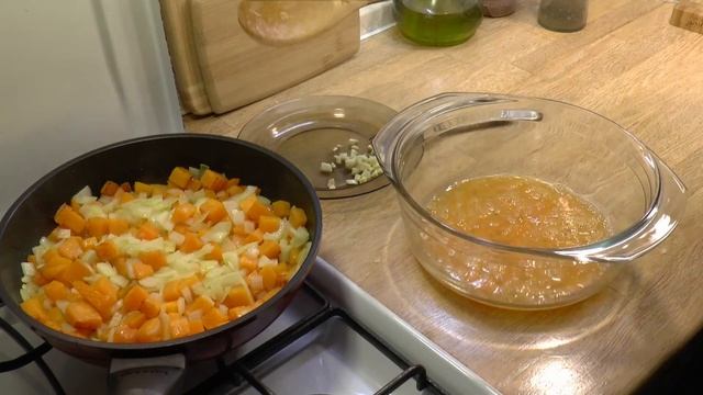 Фриттата с жареной тыквой и сыром | Просто и очень вкусно! смотреть онлайн